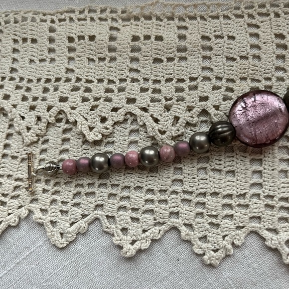 Beautiful Handmade Bracelet - Picture 4 of 5